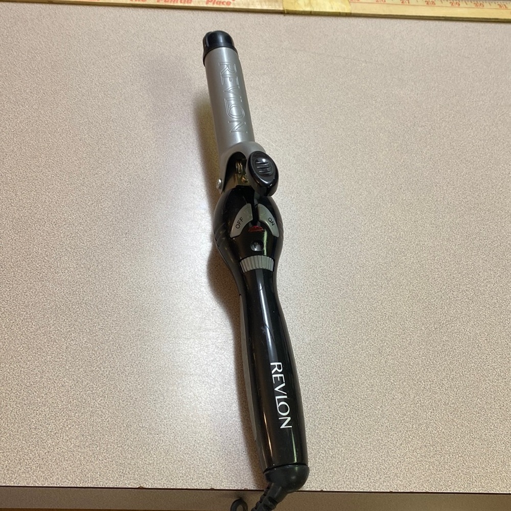 Revlon curling iron